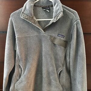 Patagonia Fleece Snap-T in Light Gray